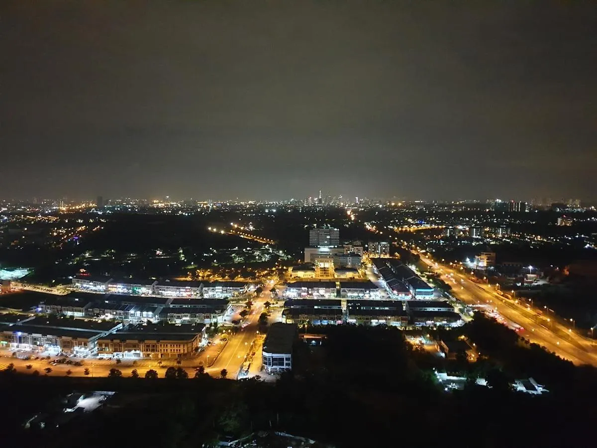 Hotel D'Summit - Kempas, Johor Bahru Apartmán